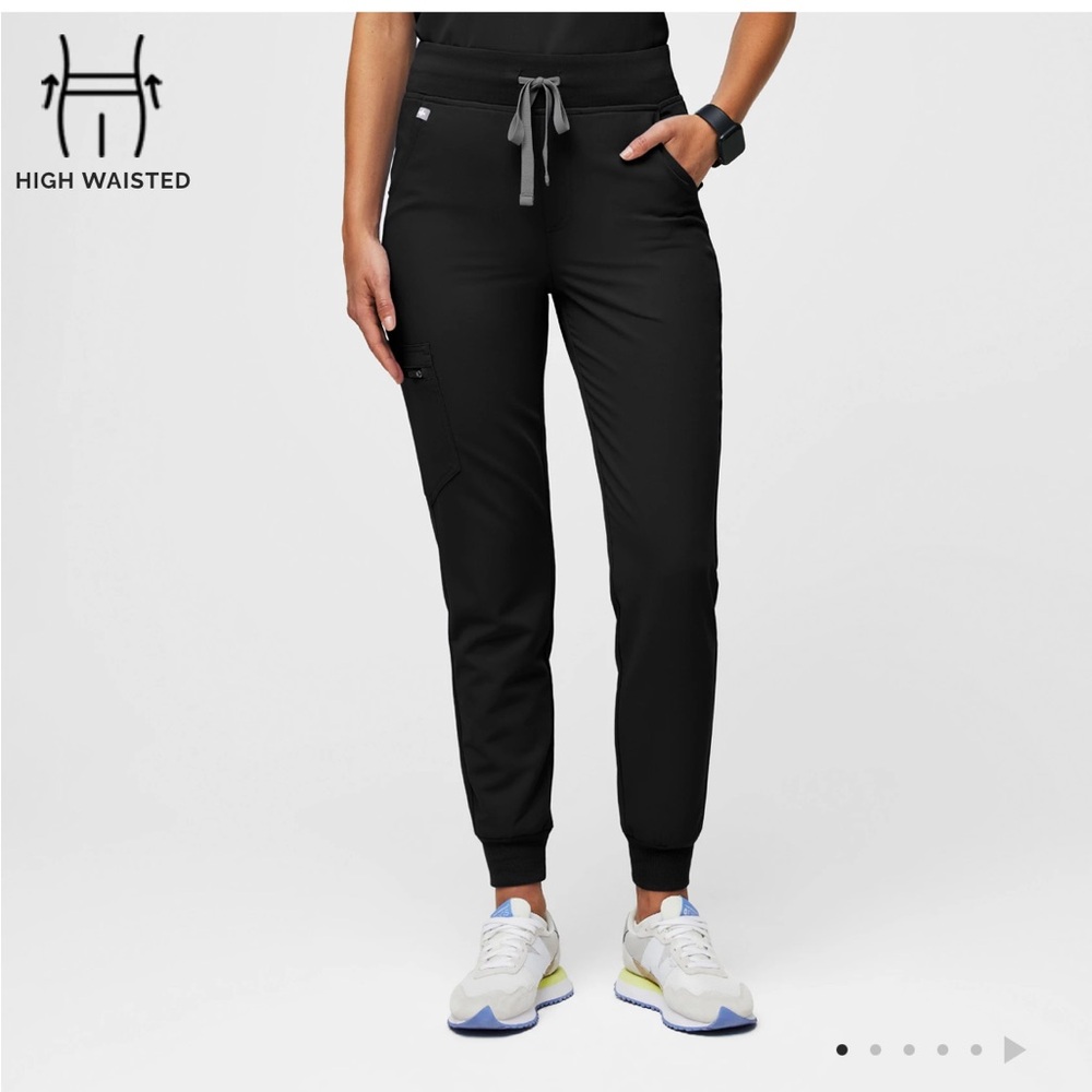 FIGS Black Zamora Joggers